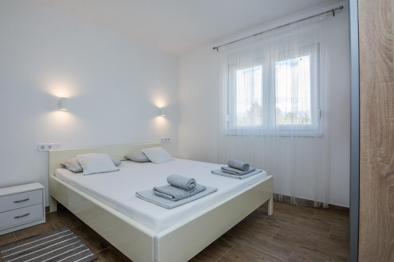 Apartments Pejakovic Vir Esterno foto