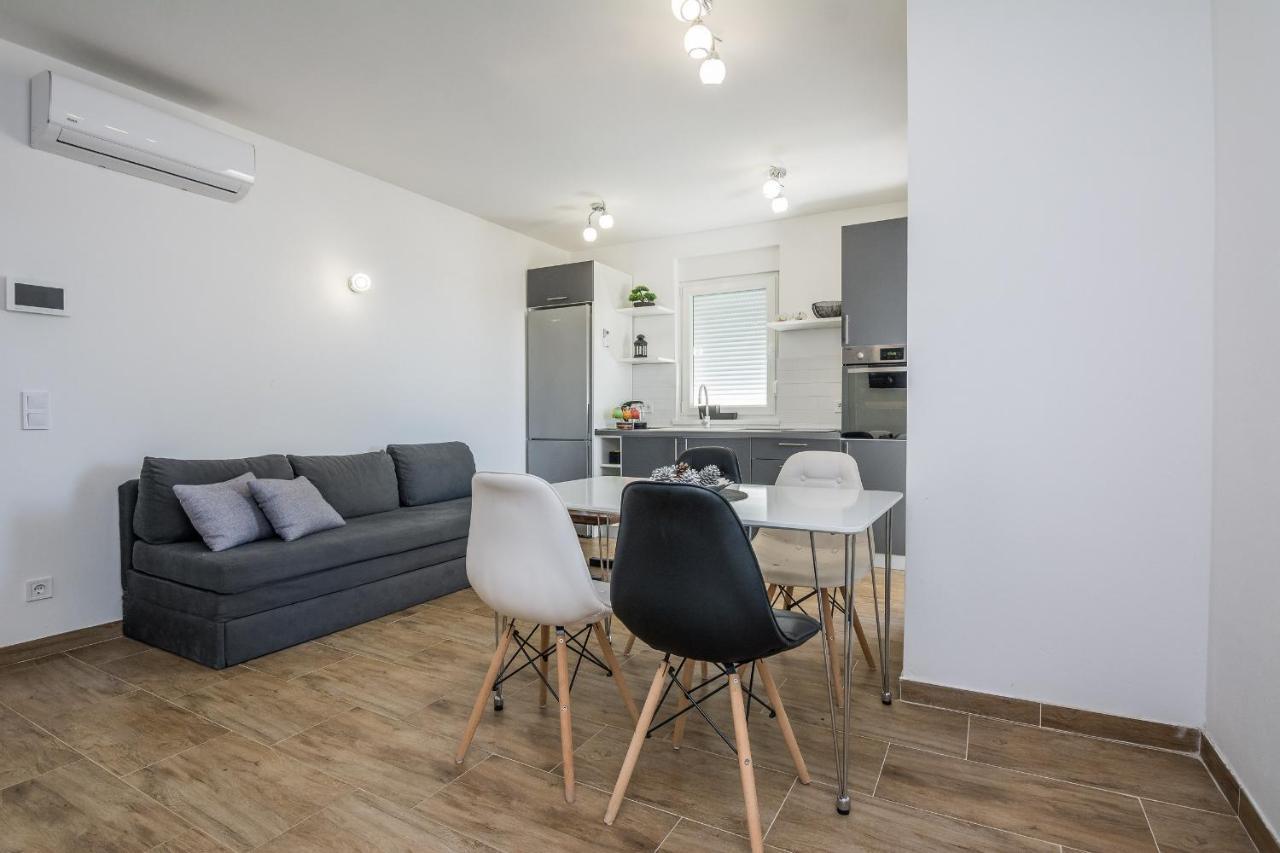 Apartments Pejakovic Vir Esterno foto