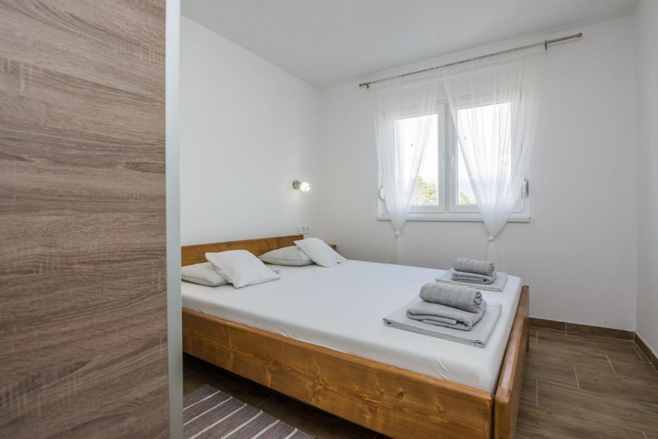Apartments Pejakovic Vir Esterno foto